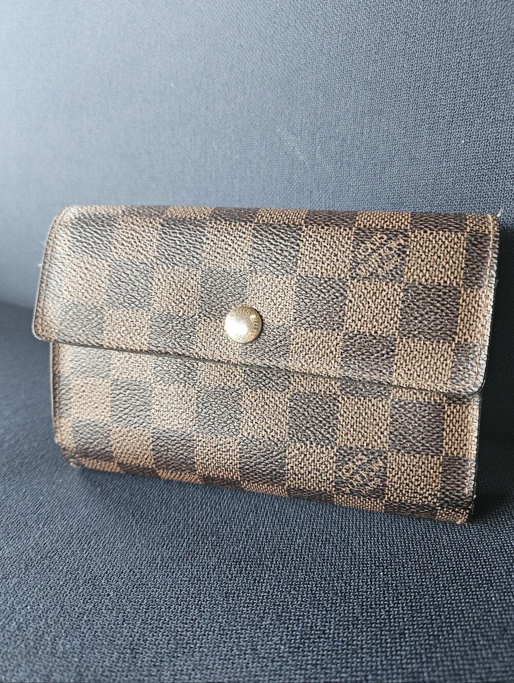 LOUIS VUITTON Damier Ebene Portefeuille Alexandra Trifold Wallet